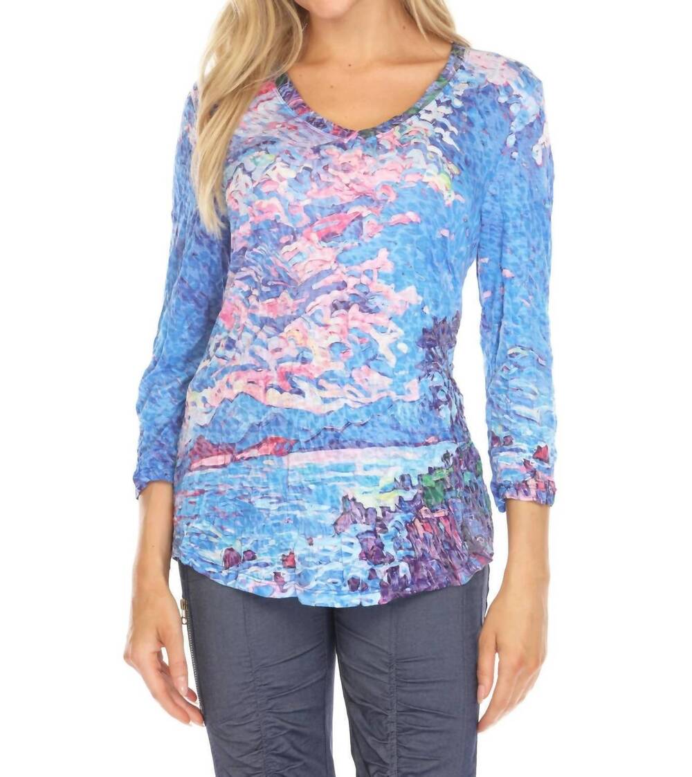 NEW CARINE v-neck three quarter sleeve top in coastal glow